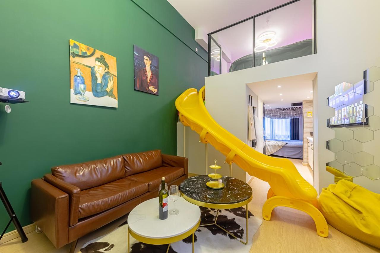 Loft Apartment With Slide Hammock With Movie Viewing Hangzhou Bagian luar foto