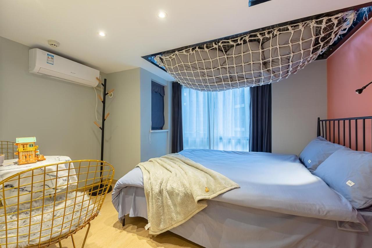 Loft Apartment With Slide Hammock With Movie Viewing Hangzhou Bagian luar foto